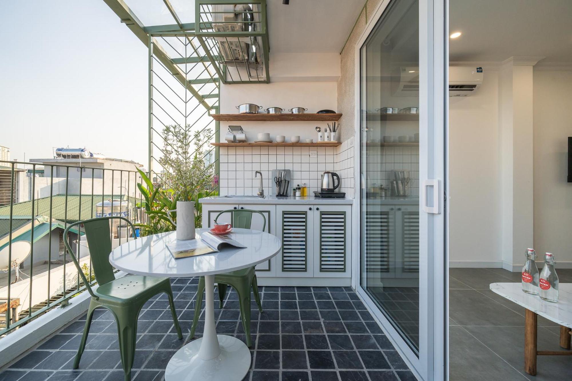 Căn hộ Luxurious Lakeside Residences-city Central-free Airport Pickupdropoff *