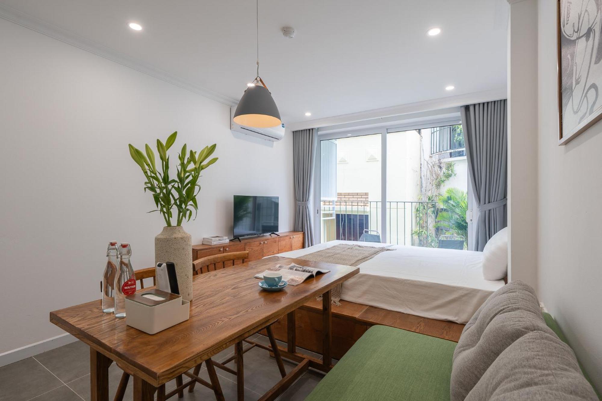Căn hộ Luxurious Lakeside Residences-city Central-free Airport Pickupdropoff